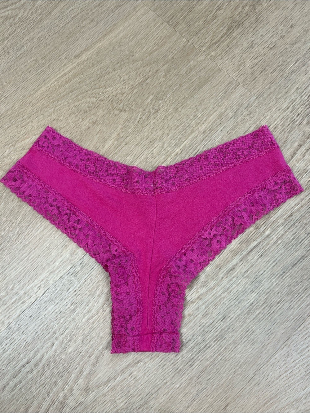 Victoria's Secret Lace Trim Cheeky Panty M